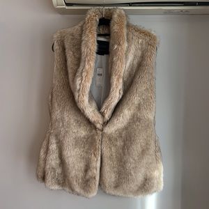 Faux Fur Vest Size L